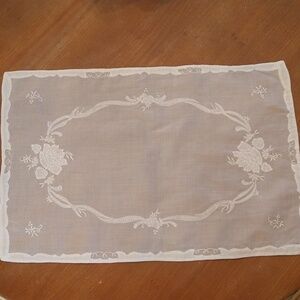 Set of 5 organdy linen handmade madeira white placemats vintage cottagecore